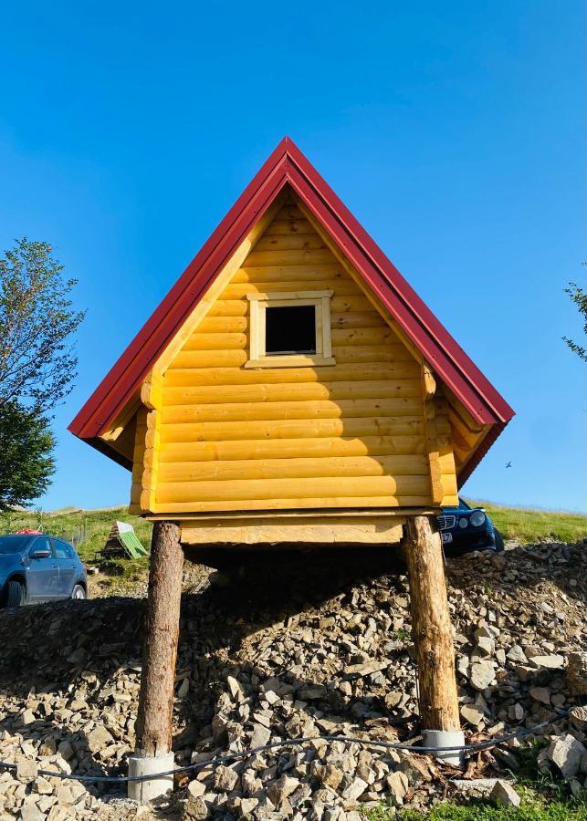 Kapetanovo Jezero Bungalov Bed & Breakfast Podgorica Bagian luar foto
