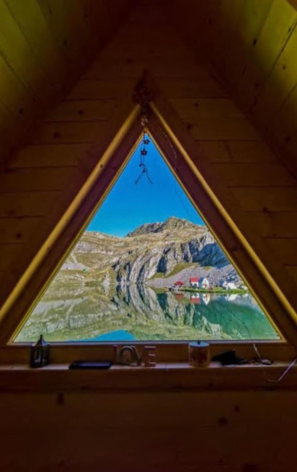Kapetanovo Jezero Bungalov Bed & Breakfast Podgorica Bagian luar foto